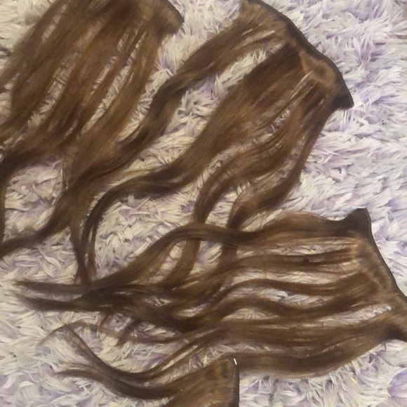 Hair extensions - Picture 5 of 6